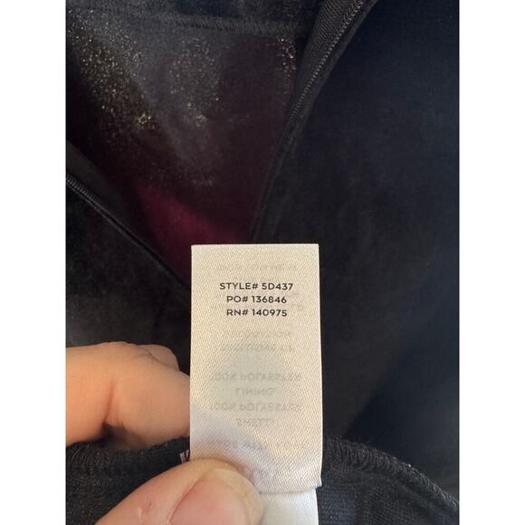 LULU’S NWT Gala Glam Black Velvet Rhinestone Cutout Mermaid Maxi Dress $88 MSRP - Picture 12 of 13